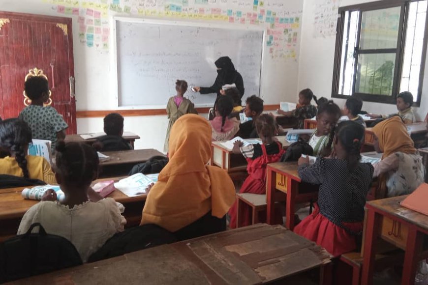 مؤسسة نبض الحياة الخيرية تتفقد مشروع تكامل التعليم التعويضي للاطفال المتسربين والمنقطعين عن التعليم بمدرسة البراء بن مالك بالبريقة