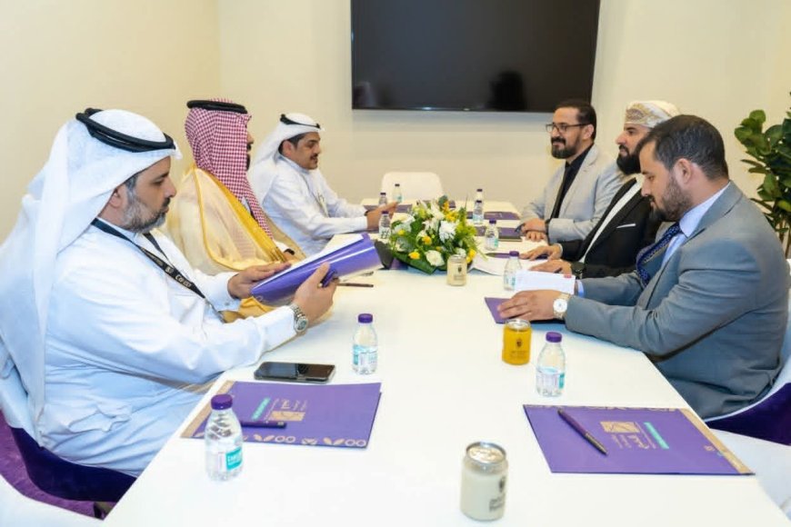 وكيل قطاع الحج والعمرة يبحث مع نظيره السعودي خفض الكوتا وزيادة الطاقة الاستيعابية للمعتمرين اليمنيين