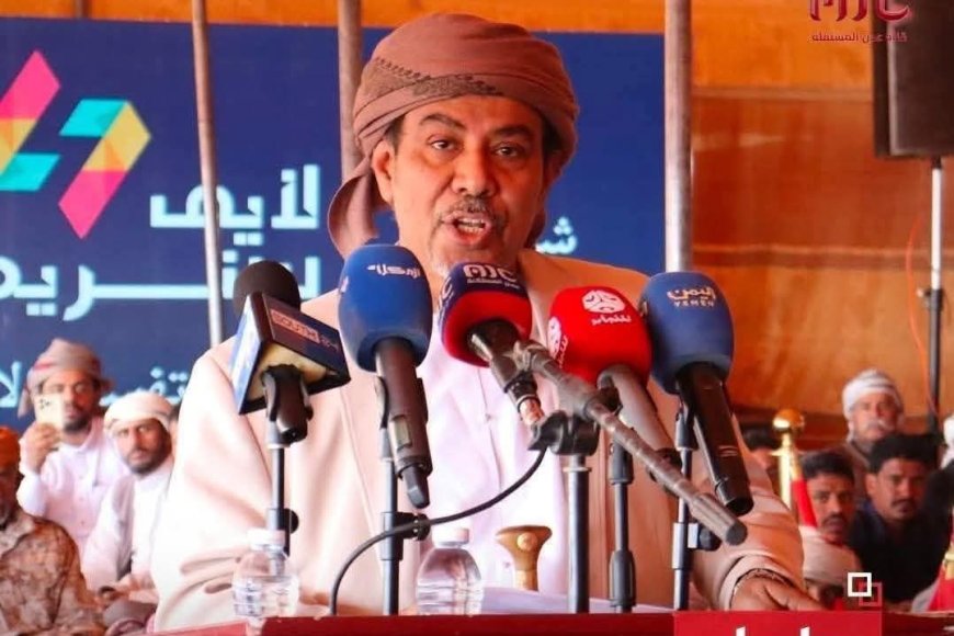 عضو مجلس القيادة الرئاسي البحسني يهنئ الشيخ خالد الكثيري برئاسة حلف قبائل حضرموت