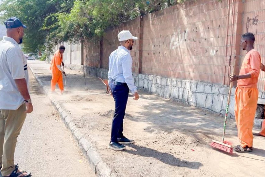 مدير صيرة يؤكد على ضرورة تعزيز دور المجتمع في الحفاظ على النظافة