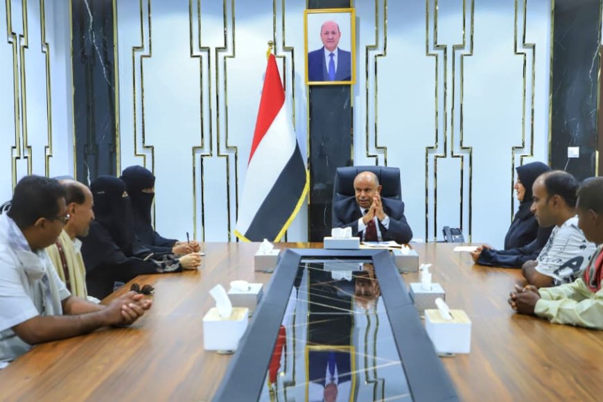 محافظ حضرموت يطّلع على التحضيرات الجارية لإحياء ذكرى تأبين الروائي الراحل صالح باعامر