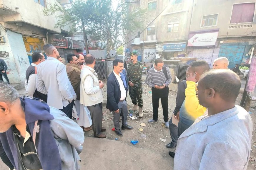 تعز.المشمر يوجه بتجهيز مواقع بديلة للبسطات العشوائية وتحسين مثلث مدخل شارع المسبح