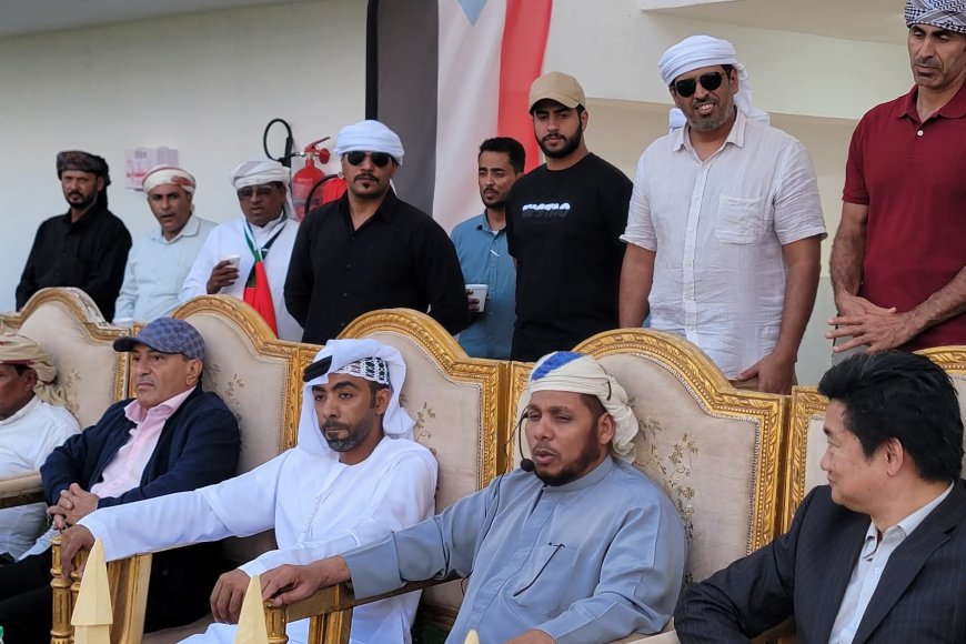 الثقلي والوالي يفتتحان استاد الاتحاد الرياضي بسقطرى بدعم من مؤسسة خليفة