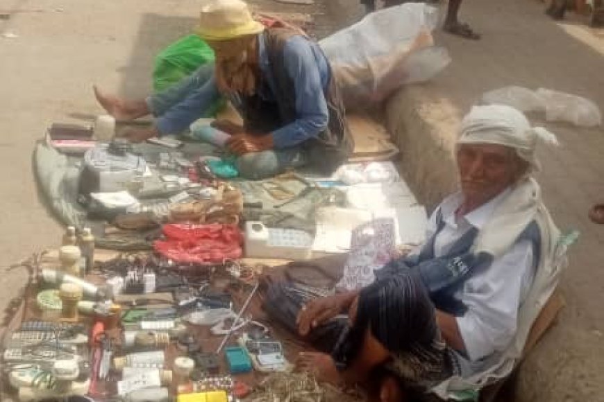 العم  محمد عيده ..  بين سوق الشيخ عثمان   وقسوة الأيام