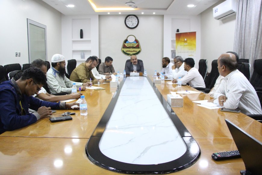 رفع خلاله التهاني لمحافظ حضرموت اجتماع بتربية ساحل حضرموت يناقش آلية تسويق المشاريع التربوية والتعليمية للمؤسسات والمنظمات المانحة