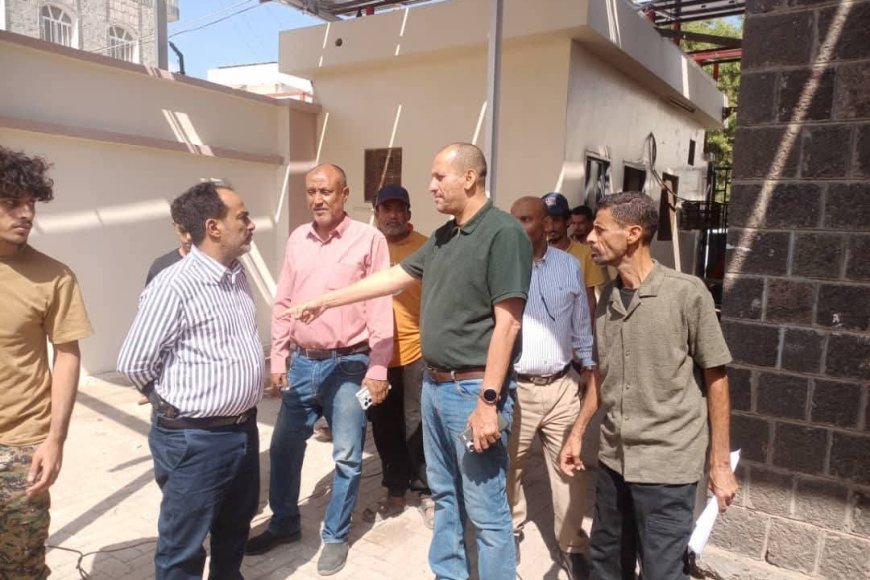 باخبيرة وعواس ينفذان نزولًا ميدانيًا لمعالجة مشكلة طفح مياه الصرف الصحي في القرية الروسية بخورمكسر