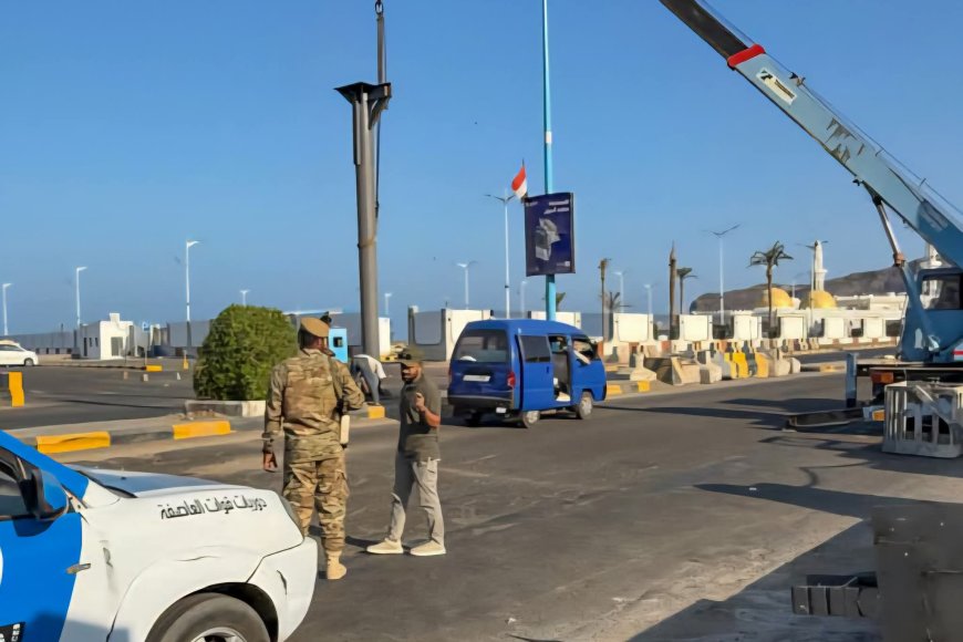 مدير صيرة: سنتخذ إجراءات عقابية بحق المخالفين للهوية التاريخية للمديرية