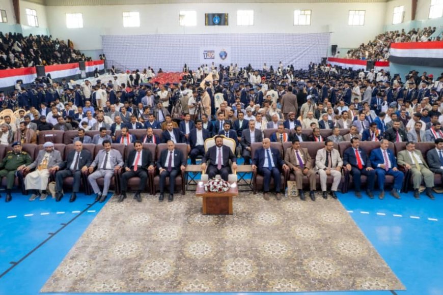 اللواء العرادة يشهد حفل تخرج 1139 طالباً وطالبة في جميع التخصصات بجامعة إقليم سبأ