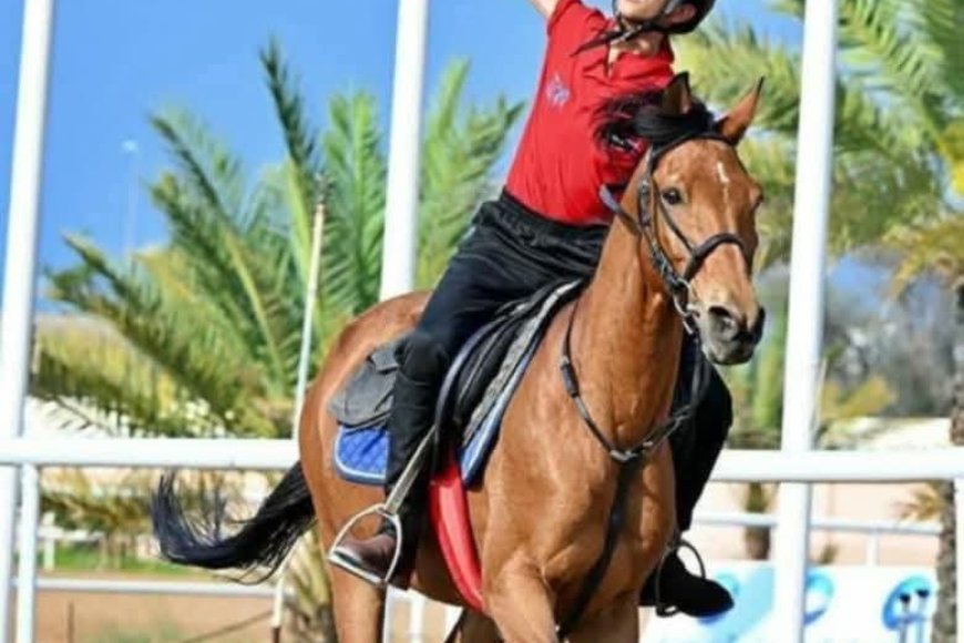 الوزير البكري يبارك للمنتخب الوطني للفروسية تأهله لبطولة العالم