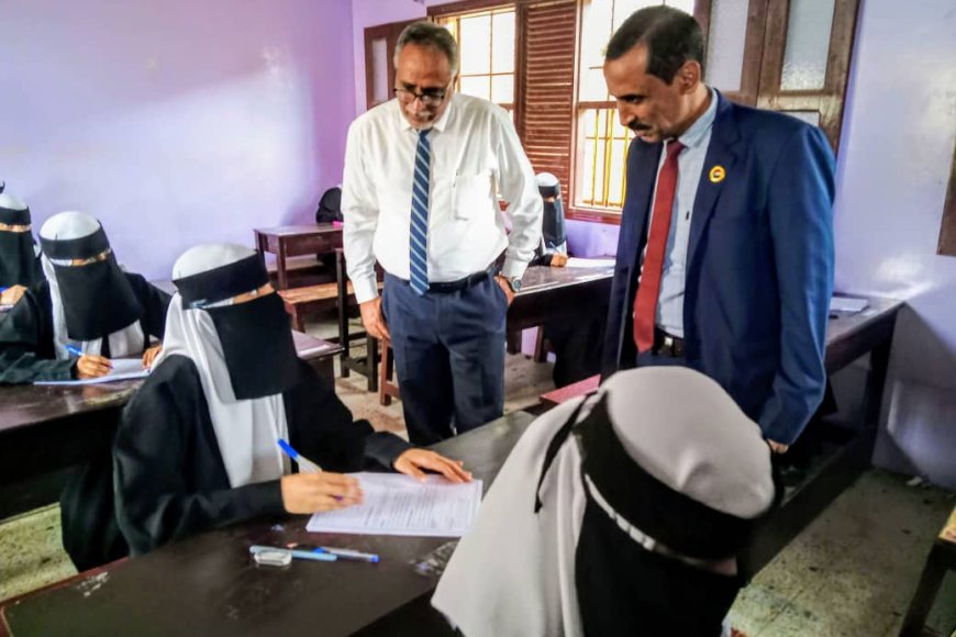 باتيس يدشن امتحانات الفصل الدراسي الأول بمديرية المكلا 