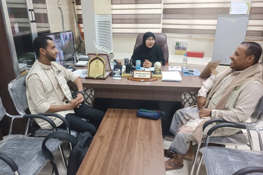 اتحاد الملتقيات الشبابية بساحل حضرموت يلتقي المدير العام لإذاعة المكلا*