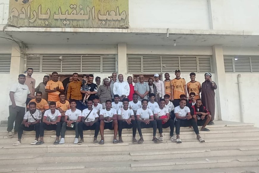 بعثة فريق نادي وحدة المكلا تغادر عاصمة المحافظة في طريقها الى مدينة لودر لخوض تجمع الثانية