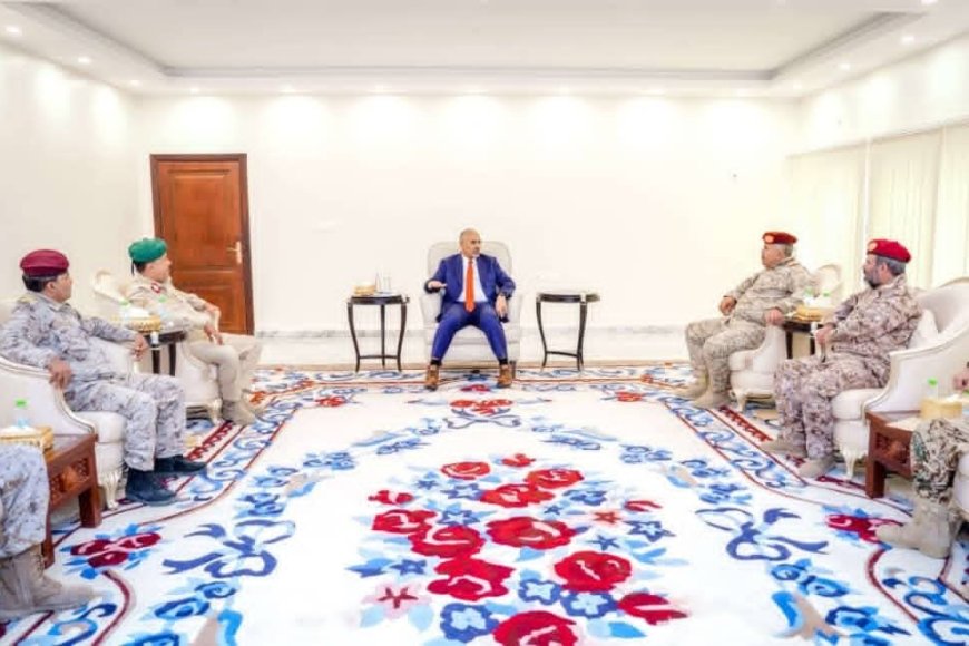 الرئيس الزُبيدي: إجراءات حضرموت والمهرة لتأمين الجنوب والوجهة نحو صنعاء