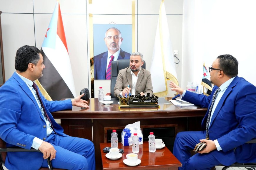 الشيخ والعاقل يناقشان آليات التعاطي الإعلامي  مع التطورات على الساحة الجنوبية