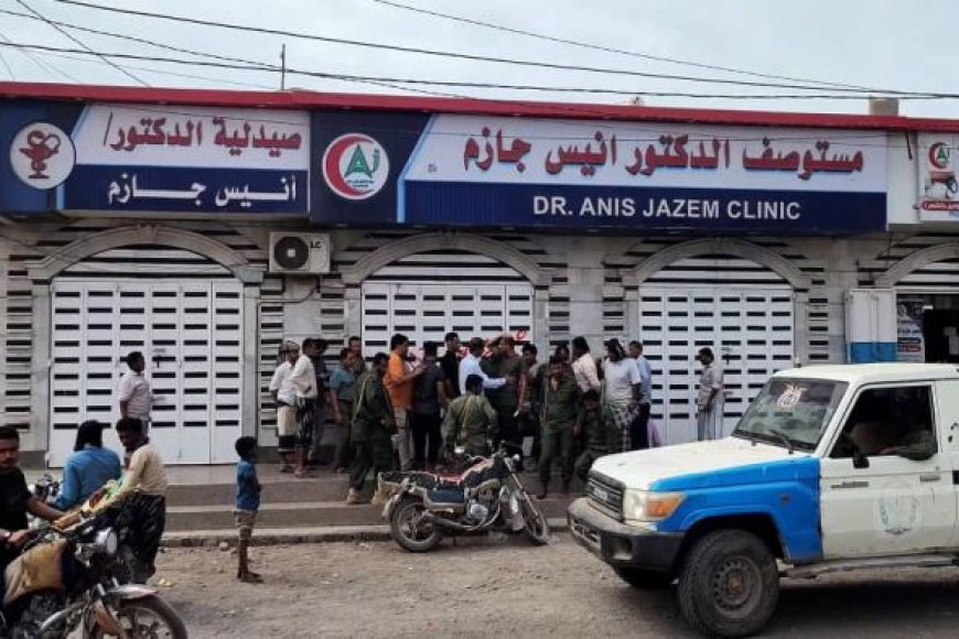 تعز.. إغلاق صيدليات ومخازن أدوية مخالفة في المخا 