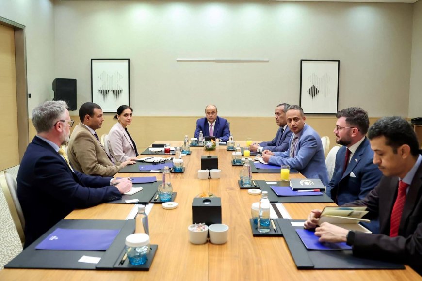 رئيس الوزراء يؤكد أن الحكومة لن تحيد عن مسؤولياتها في إنفاذ القرارات السيادية