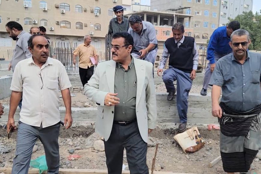 المنصورة..المدير العام يدشن مشروع إنشاء مدرسة في بلوك ( 12 )