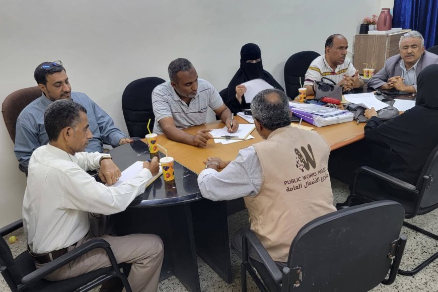 المدير العام "الشكلية"يتفقد سير أعمال الجرد بالمعاهد التقنية والمهنية  بالعاصمة عدن