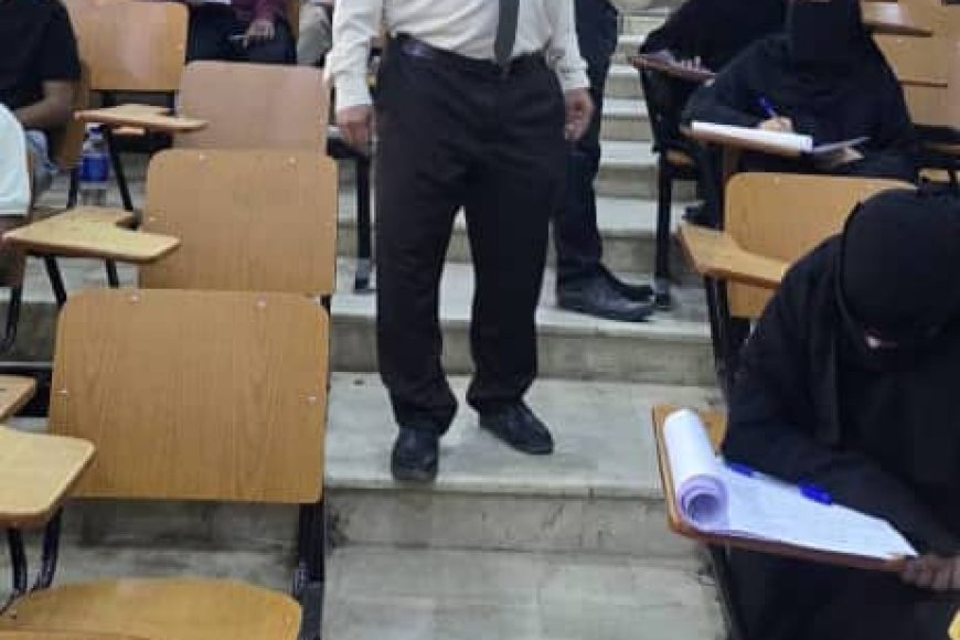 انطلاق امتحانات الفصل الدراسي الأول بكلية العلوم الإدارية بجامعة عدن