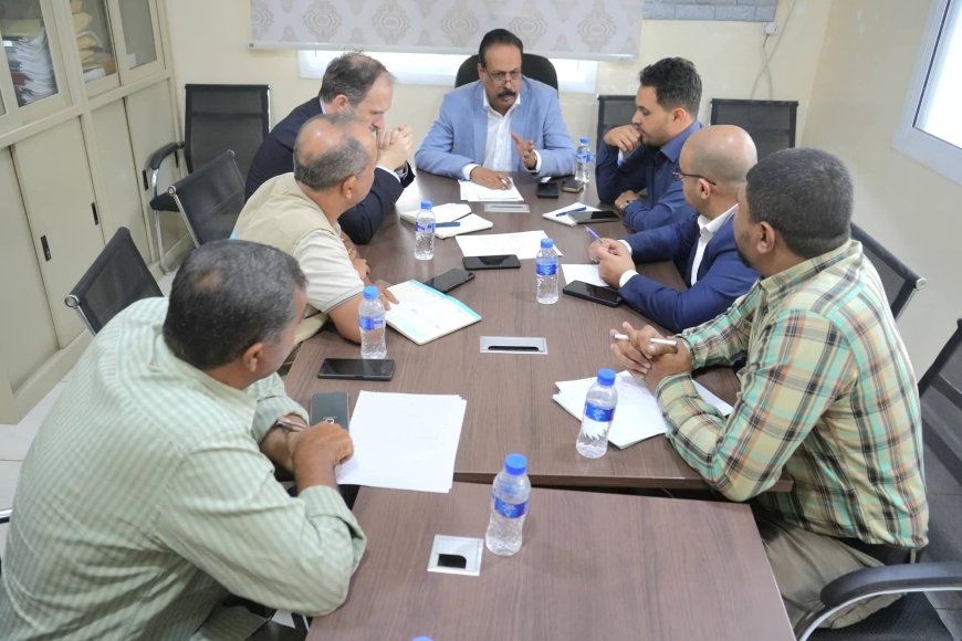 صندوق صيانة الطرق وUNOPS يناقشان احتياجات الطرق واستلام مشروع شارع الخمسين الممول يابانياً