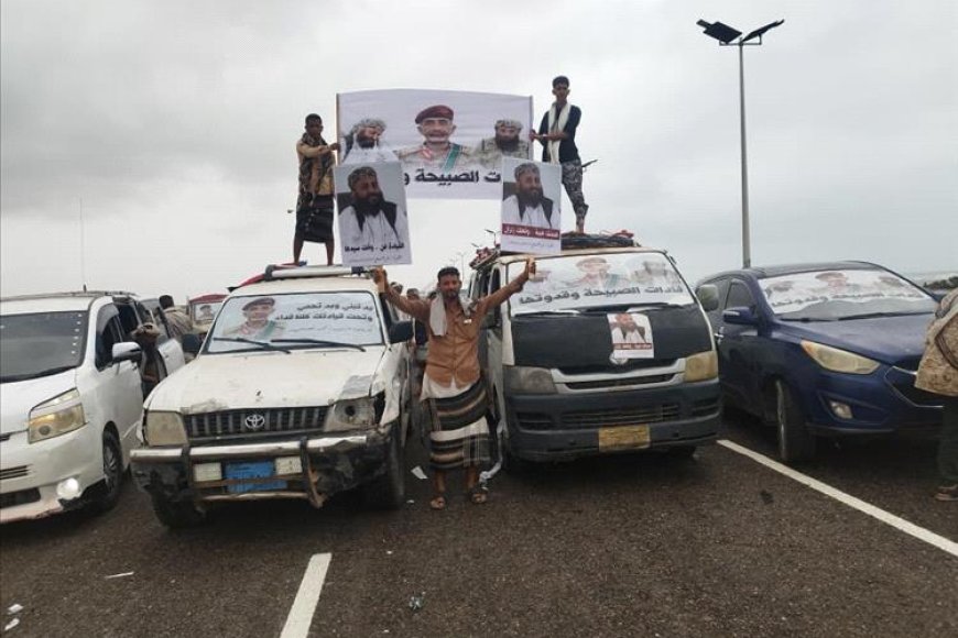 أبين تلبي النداء الصبيحة.. موكب جماهيري ضخم يصل عدن وفاءً لحمدي شكري وشكرًا للسعودية