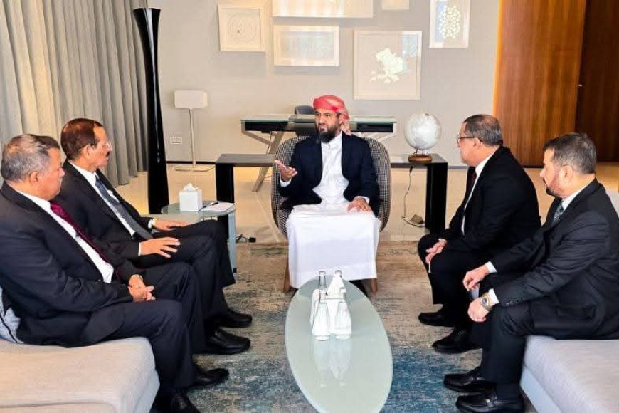 عضو مجلس القيادة المحرّمي يناقش أوضاع السلطة القضائية وسبل تعزيز دورها المؤسسي عضو مجلس القيادة المحرّمي يناقش أوضاع السلطة القضائية وسبل تعزيز دورها المؤسسي