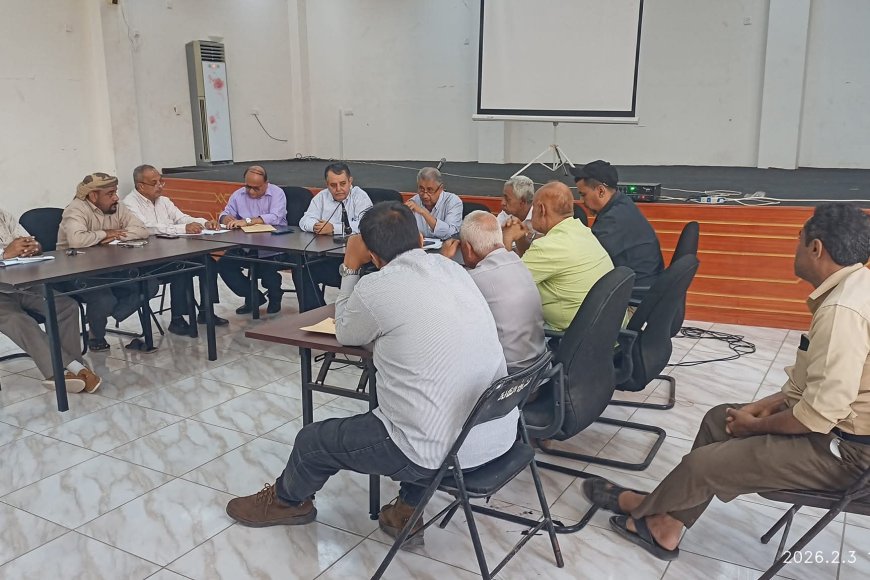 بتوجيهات وزير الدولة & محافظ العاصمة عدن..المدير العام التنفيذي لصندوق النظافة يترأس اجتماعاً لمناقشة خطة شهر رمضان