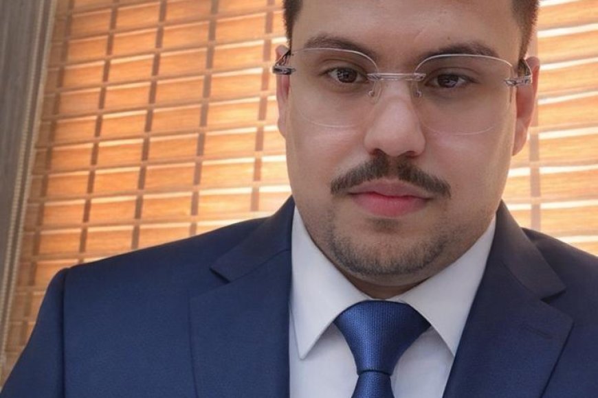 الزامكي يهنئ المهندس حسين عوض العقربي بمناسبة تعيينه وزيرًا للأشغال العامة والطرق