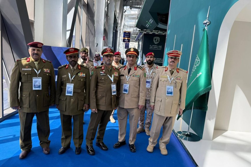 رئيس الأركان يحضر انطلاق فعاليات معرض الدفاع العالمي 2026 في الرياض