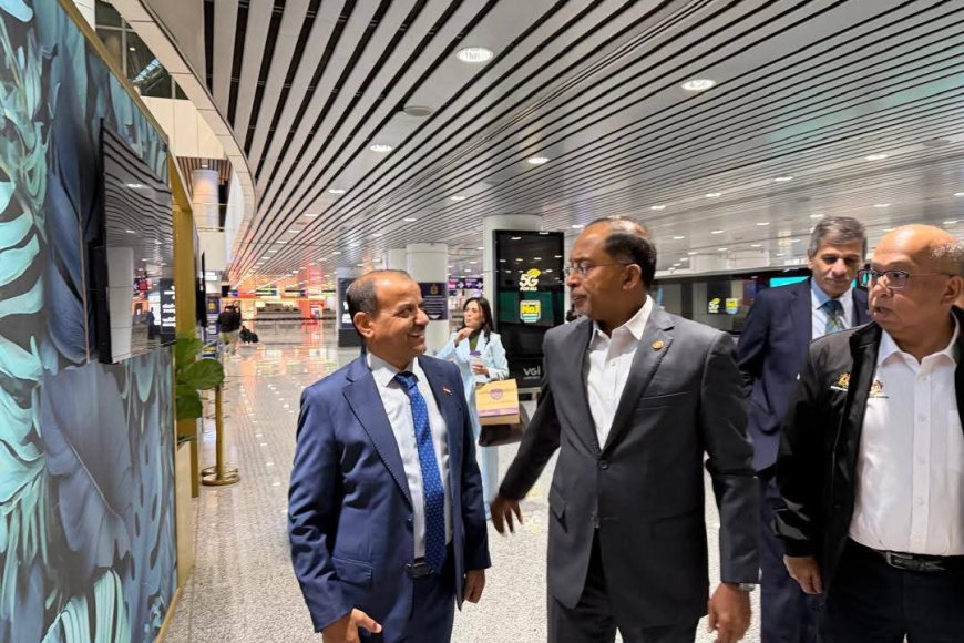 المستشار الخضمي يحضر فعالية افتتاح مركز إستقبال الطلبة الدوليين (ISAC) في مطار كوالالمبور