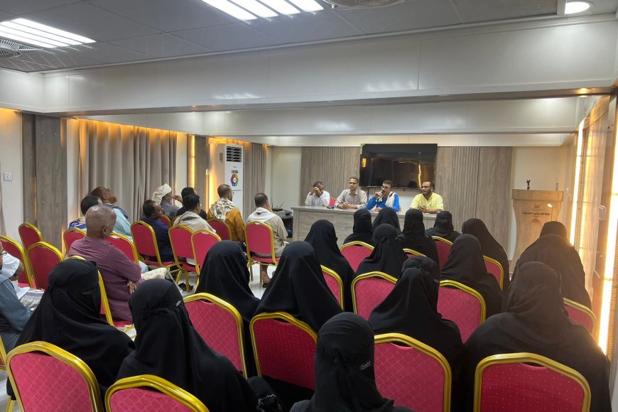 قيادة مكتب وزارة الشؤون الاجتماعية الخلف والسلف تعقد لقاء مع موظفي المكتب وتؤكد روح التوافق والتعاون