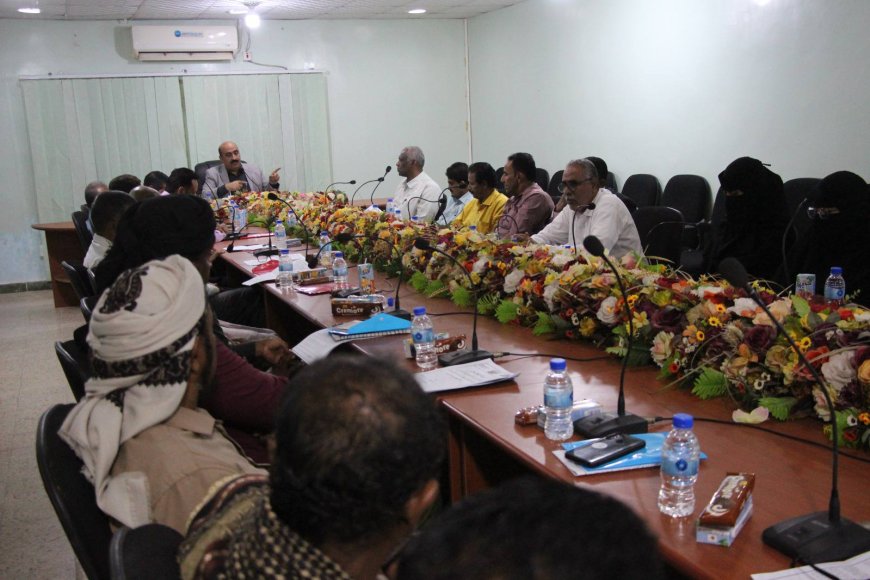 تربية ساحل حضرموت تنظم ورشة عمل حول دور الاختصاصي الاجتماعي وتفعيل مجالس الآباء والأمهات في المدارس