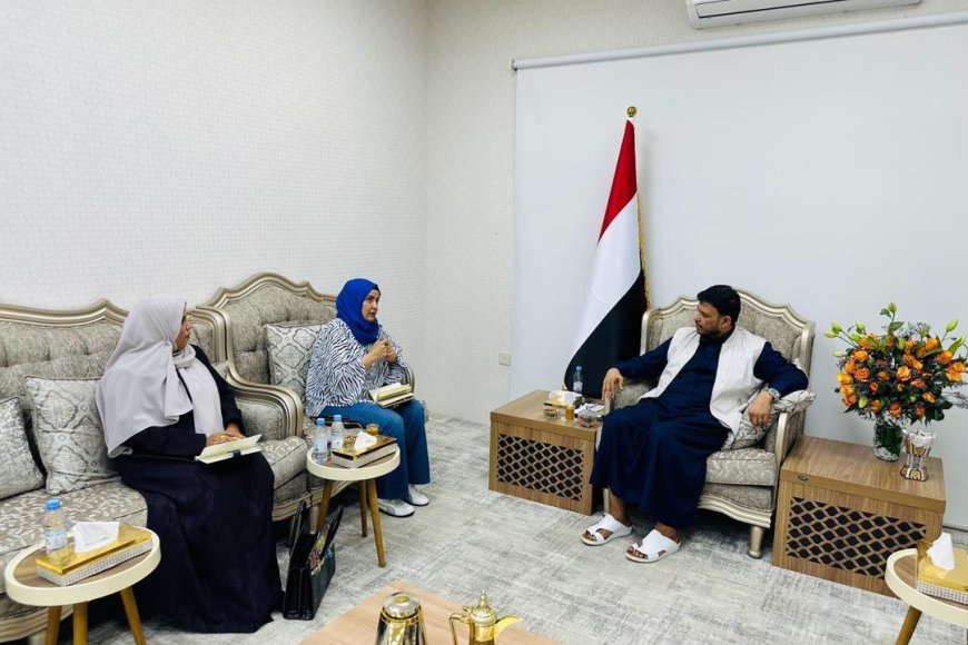 الدكتور عبدالله العليمي: عودة المرأة للحكومة استحقاق وطني ونراهن عليها في استعادة مؤسسات الدولة