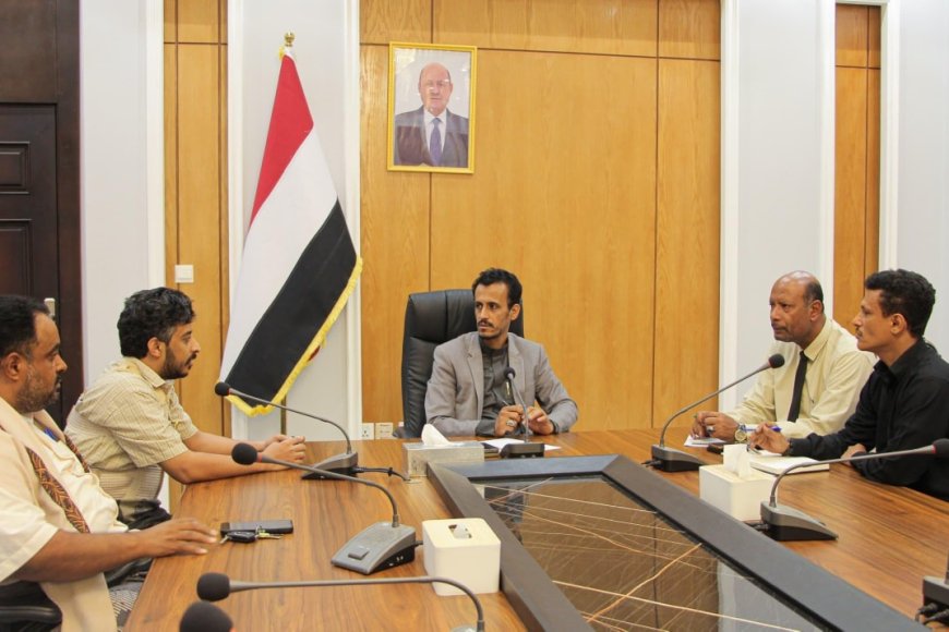 الوكيل الجيلاني يعقد اجتماعًا لبحث جهود توفير الغاز المنزلي وخطة تموين السوق المحلي