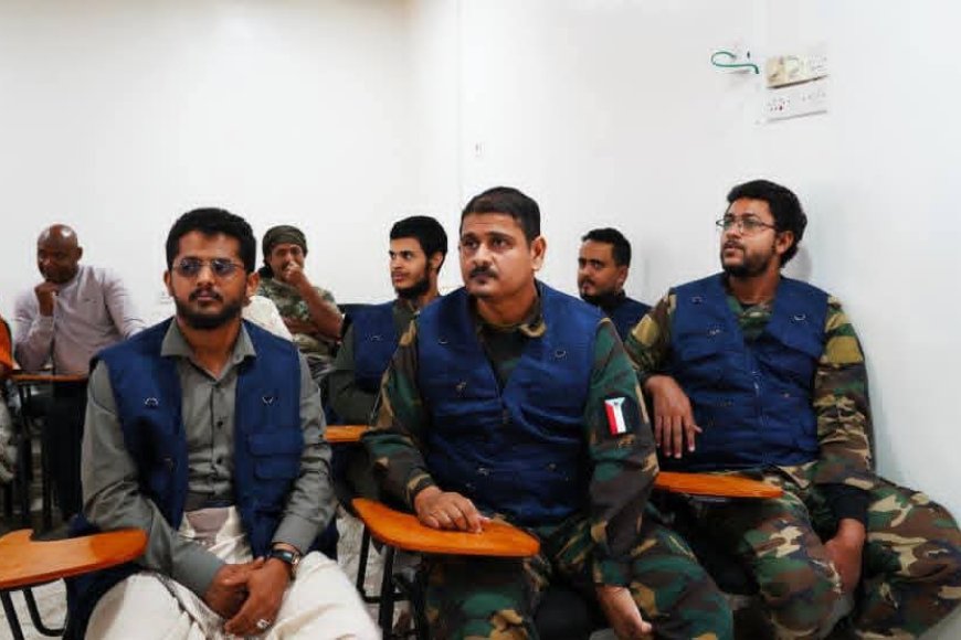 فريق الاحتياط يتغلب على التوجيه المعنوي في افتتاح منافسات المسابقة الثقافية الرمضانية لقوات الأمن الوطني فريق الاحتياط يتغلب على التوجيه المعنوي في افتتاح منافسات المسابقة الثقافية الرمضانية لقوات الأمن الوطني