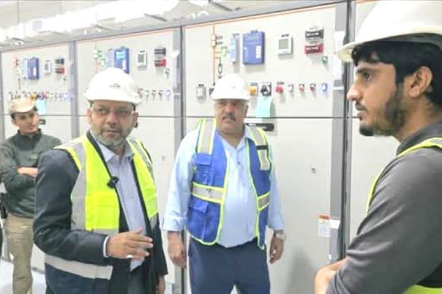 وزير الكهرباء يوجّه بمعالجة الأعطال الفنية في محطة الطاقة الشمسية