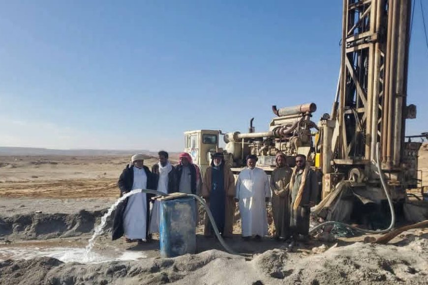 مكتب مياه الريف بالمهرة يعلن استكمال حفر عدد من الآبار الارتوازية بمديرية منعر