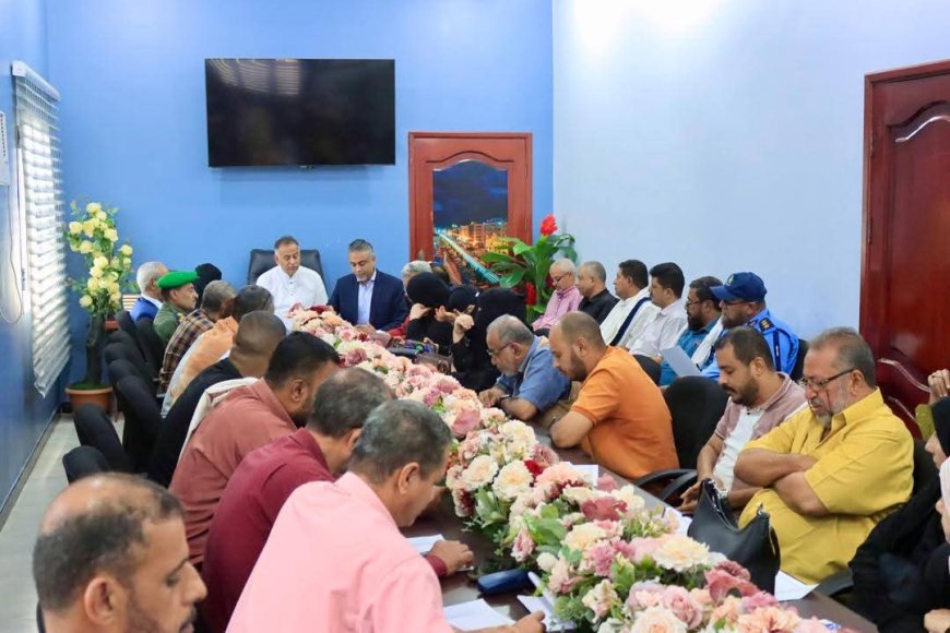 الجاوي يترأس الاجتماع الدوري للمكتب التنفيذي لمديرية المعلا