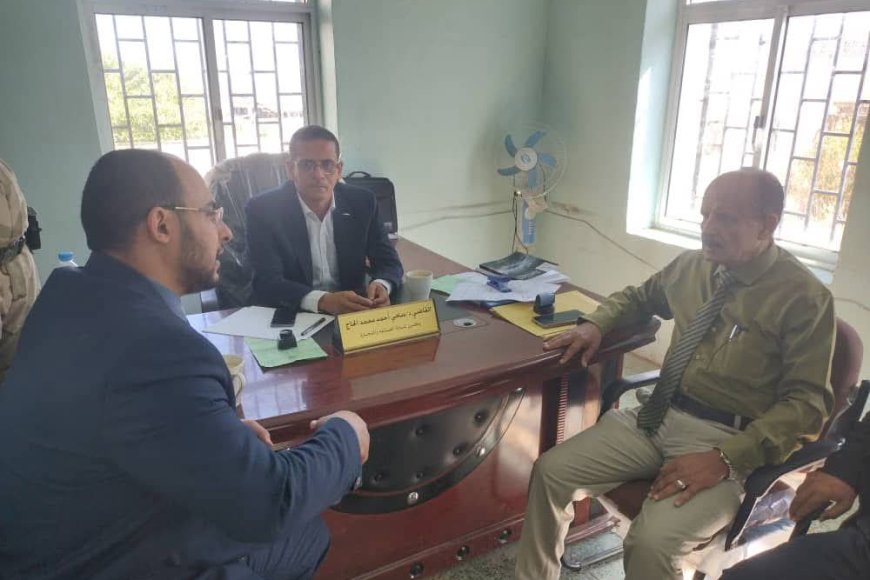 نيابة الصناعة والتجارة بمحافظة تعز تستعرض أعمالها خلال العام الماضي 2025م