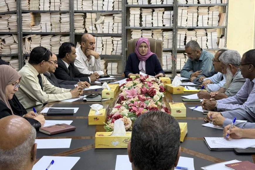 عدن: وزيرة الشؤون القانونية تترأس اجتماعًا لمناقشة آليات متابعة وتسريع إنجاز قضايا الدولة وحماية المال العام