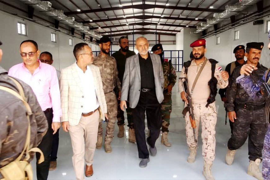 محافظ تعز يطّلع على سير العمل بمكتب الصحة ومستشفى الأمراض النفسية وأعمال تأهيل المخازن