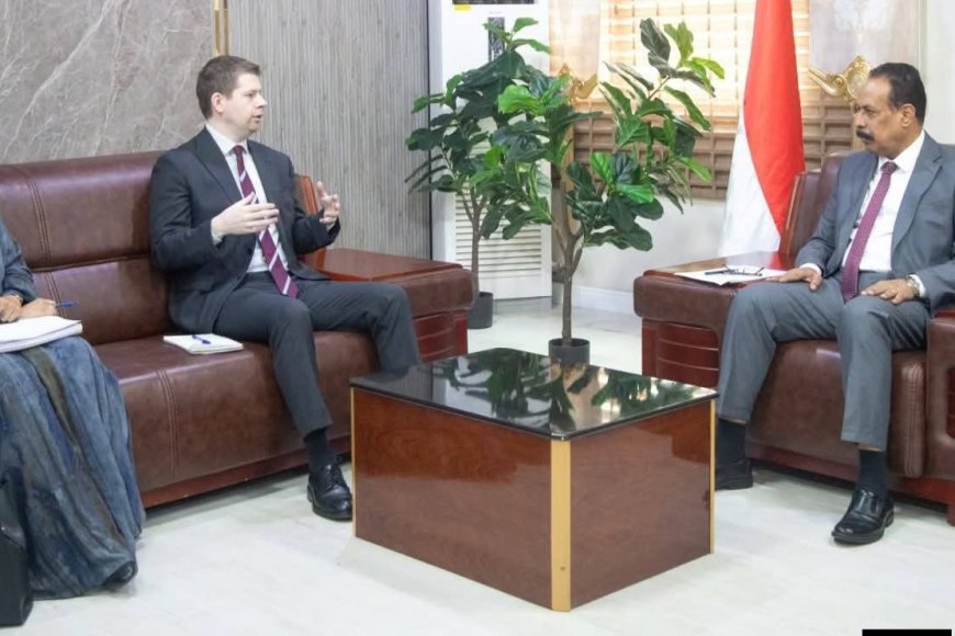 وزير الأشغال يبحث مع مكتب المبعوث الأممي دعم مشاريع الطرق والبنية التحتية في المحافظات المحررة