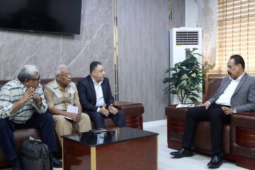 وزير الأشغال يناقش مع قيادة السلطة المحلية بمحافظة أبين عدداً من المشاريع الخدمية والتنموية