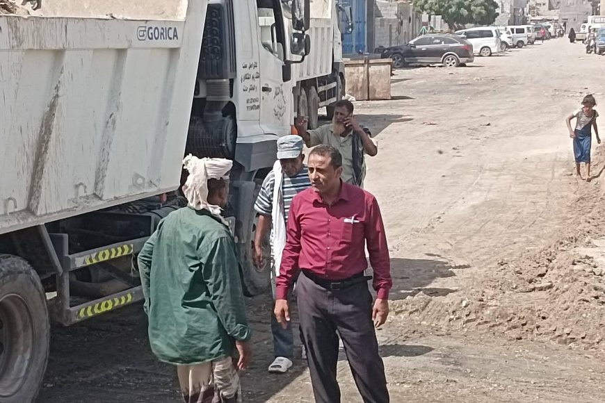 حملة النظافة في حي الماس و حي ملقاط بالممدارة تشمل رفع المخلفات وقشط الأتربة