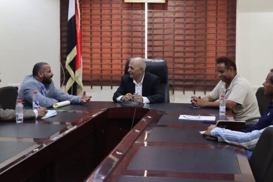 وزير المياه والبيئة يناقش مع محافظ الضالع الوضع المائي والبيئي بالمحافظة 