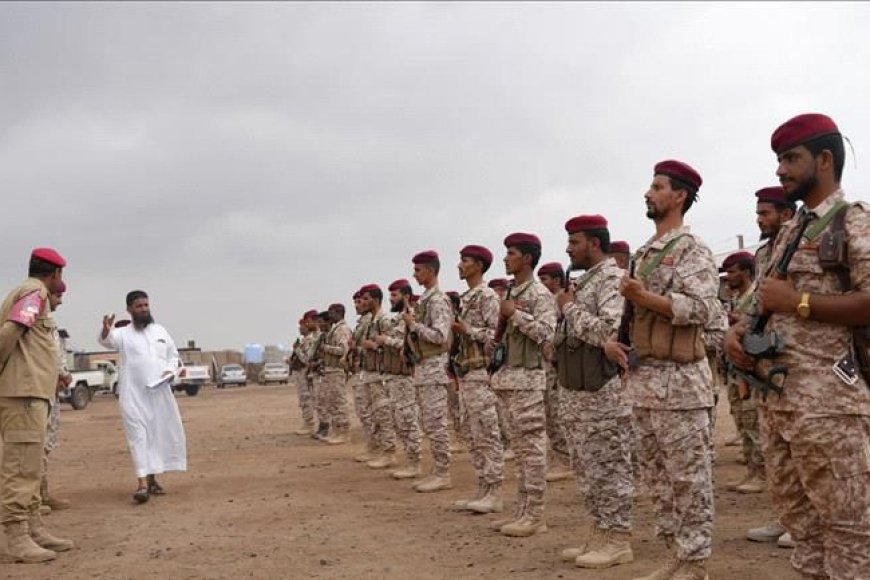 الشرطة العسكرية بدرع الوطن تستعرض جاهزيتها في عدن.. واللواء اللحجي يؤكد رفع مستوى الانضباط الشرطة العسكرية بدرع الوطن تستعرض جاهزيتها في عدن.. واللواء اللحجي يؤكد رفع مستوى الانضباط