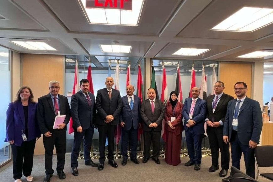 على هامش اجتماعات الربيع لعام 2026.. محافظ الصندوق عن الجمهورية اليمنية يلتقي المدير التنفيذي للمجموعة العربية وجمهورية المالديف لدى صندوق النقد الدولي