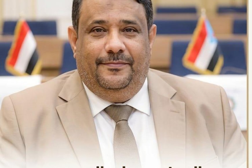المصعبي يحذر من الإفراج عن مدانين بالإرهاب ويدعو "الصليب الأحمر" لمغادرة عدن