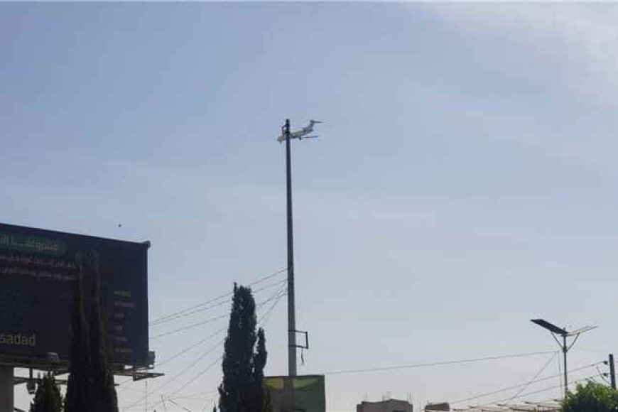 عاجل.. هبوط طائرة في مطار صنعاء قبل قليل
