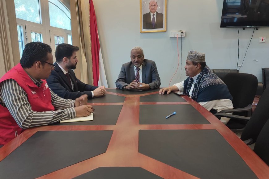 وزير الإدارة المحلية يبحث مع جمعية الهلال الأحمر التركي تعزيز التدخلات الإنسانية والتنموية في المحافظات المحررة